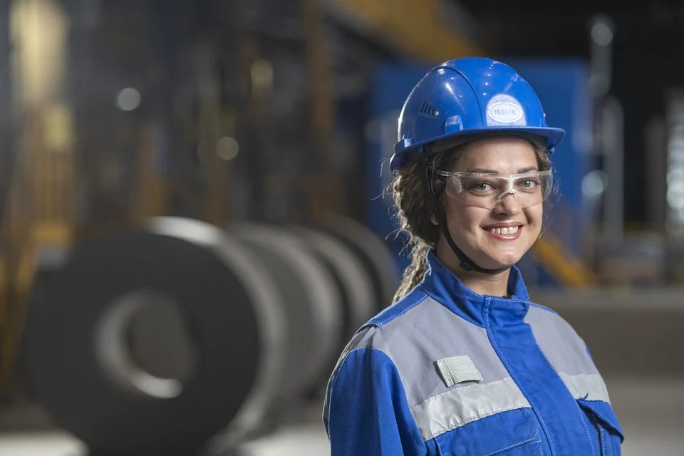 worker-9824297_960_720